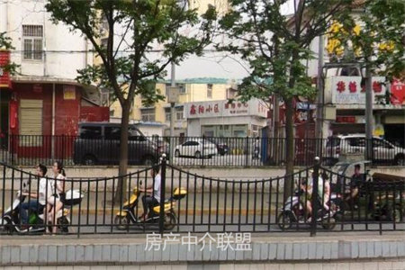 四实小附近名仕佳苑步梯精装三室两厅可分期可议价